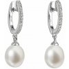 Strieborné náušnice visiace s bielou riečnou perlou 21002.1 Strieborné náušnice visiace s bielou riečnou perlou 21002.1