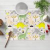 Biante Detské bavlnené prestieranie na stôl Sandra SA-564 Dinosaury a brontosaury na sivom 35x45 cm Biante Detské bavlnené prestieranie na stôl Sandra SA-564 Dinosaury a brontosaury na sivom 35x45 cm