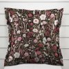 Biante Bavlnená obliečka na vankúš s lemom Sandra SA-740 Lúčne kvietky na temne hnedom 60 x 60 cm Biante Bavlnená obliečka na vankúš s lemom Sandra SA-740 Lúčne kvietky na temne hnedom 60 x 60 cm