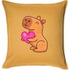 Zamilovaná kapybara - Vankúš 50x50 - 50x50 - Iba poťah ( Zlatožltá ) Zamilovaná kapybara - Vankúš 50x50 - 50x50 - Iba poťah ( Zlatožltá )