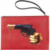 Seletti Kozmetická taška TOILETPAPER REVOLVER 28 x 20 cm, červená Seletti Kozmetická taška TOILETPAPER REVOLVER 28 x 20 cm, červená