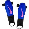 Detské futbalové chrániče Nike CHARGE Modrá,Čierna,Ružová Detské futbalové chrániče Nike CHARGE Modrá,Čierna,Ružová