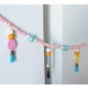 DP CRAFT Pastel dekoračné drevené korálky s gumičkou rôzne pastelové farby a veľkosti 80 ks