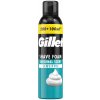 Gillette Classic Sensitive Pena na holenie pre citlivú pokožku 300 ml