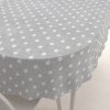 Biante Dekoračný oválny obrus Porto PRT-018 Biele bodky na sivom režnom 120x180 cm Biante Dekoračný oválny obrus Porto PRT-018 Biele bodky na sivom režnom 120x180 cm