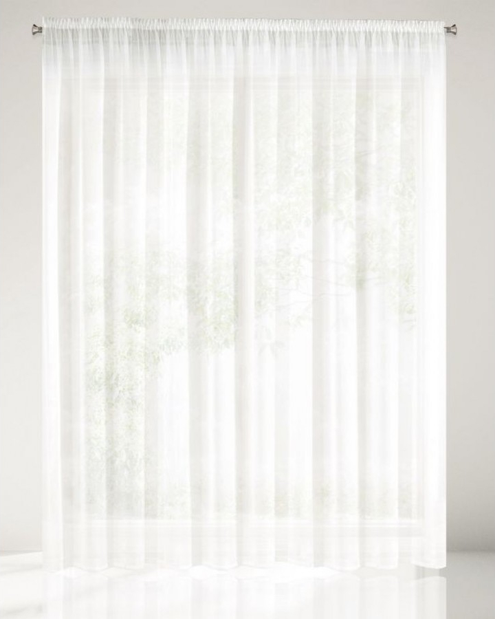 Záclona v bielej farbe s riasiacou páskou a lemom biela 400 cm 270 cm
