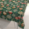 Biante Bavlnený obdĺžnikový obrus Sandra SA-529 Vianočné banky na zelenom 120x140 cm Biante Bavlnený obdĺžnikový obrus Sandra SA-529 Vianočné banky na zelenom 120x140 cm