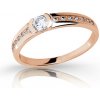 Zlatý zásnubný prsteň DF 2106, ružové zlato, s diamantom 57 Zlatý zásnubný prsteň DF 2106, ružové zlato, s diamantom 57
