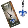 Šperky eshop - Šnúrkový náhrdelník s modrým príveskom Fleur de Lis S4.16