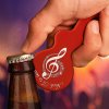 Prívesok na kľúče gitara s otváračom Nech ti to ladí Prívesok na kľúče gitara s otváračom Nech ti to ladí