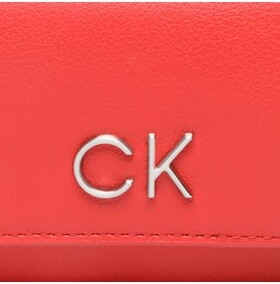Calvin Klein kabelka Re-Lock Trifold Sm W/Strap K60K611010 Červená