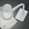 Trio Lighting S podstavcom – LED lampa s lupou Lupo v bielej - 527290101 Trio Lighting S podstavcom – LED lampa s lupou Lupo v bielej - 527290101
