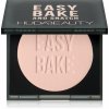 Huda Beauty Easy Bake and Snatch Brightening and Setting Powder fixačný púder pre okamžité rozjasnenie odtieň Cherry Blossom Cake 8,5 g Huda Beauty Easy Bake and Snatch Brightening and Setting Powder fixačný púder pre okamžité rozjasnenie odtieň Cherry Blossom Cake 8,5 g