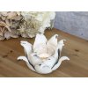 Chic Antique Krémový antik svietnik v tvare kvetu na čajovú sviečku Crown - Ø 16*9cm - Chic Antique Chic Antique Krémový antik svietnik v tvare kvetu na čajovú sviečku Crown - Ø 16*9cm - Chic Antique