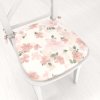 Biante Zamatový oblý podsedák Tamara TMR-036 Ružovo-béžové akvarelové kvety na bielom - 39x37x3 cm Biante Zamatový oblý podsedák Tamara TMR-036 Ružovo-béžové akvarelové kvety na bielom - 39x37x3 cm