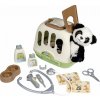 SMOBY Veterinární výbava s pandou a přepravním boxem 2v1 SMOBY Veterinární výbava s pandou a přepravním boxem 2v1