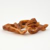 Mlsné labky Sušené prúžky z bravčových uší Váha: 100 g Mlsné labky Sušené prúžky z bravčových uší Váha: 100 g