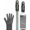 MICROPLANE Gourmet - mandolína na zeleninu so strúhadlom z nerezovej ocele a ochrannou rukavicou MICROPLANE Gourmet - mandolína na zeleninu so strúhadlom z nerezovej ocele a ochrannou rukavicou