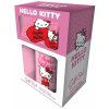 CurePink Dárkový set hrnek s táckem a přívěskem Hello Kitty Moje srdce hrnku |rozměr tácku 10 cm GP2402658 10 x 315 ml CurePink Dárkový set hrnek s táckem a přívěskem Hello Kitty Moje srdce hrnku |rozměr tácku 10 cm GP2402658 10 x 315 ml