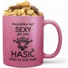 Hrnček Sexy hasič (ružový) (Náplň hrnčeka: Zmes slaných orieškov) Hrnček Sexy hasič (ružový) (Náplň hrnčeka: Zmes slaných orieškov)