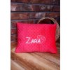 Vankúš minky Klasik s menom Zara Farba výšivky: Bordová Vankúš minky Klasik s menom Zara Farba výšivky: Bordová