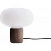 New Works Stolná lampa Karl-Johan Table Lamp, Smoked Oak w. White Opal Glass 20310 New Works Stolná lampa Karl-Johan Table Lamp, Smoked Oak w. White Opal Glass 20310
