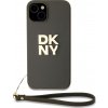 DKNY PU Leather Stack Logo Wrist Strap Zadný Kryt pre iPhone 13 Brown DKNY PU Leather Stack Logo Wrist Strap Zadný Kryt pre iPhone 13 Brown