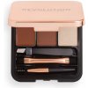 Makeup Revolution London Brow Sculpt Kit set a paletka na obočie Medium Brown 2,2 g Makeup Revolution London Brow Sculpt Kit set a paletka na obočie Medium Brown 2,2 g