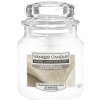 Yankee Candle Vonná sviečka White Linen & Lace, vôňa bieleho ľanu a čistej bielizne, 104 g, 1613617E Yankee Candle Vonná sviečka White Linen & Lace, vôňa bieleho ľanu a čistej bielizne, 104 g, 1613617E