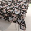 Biante Bavlnený obdĺžnikový obrus Sandra SA-449 Modro-ružové kvety na čiernom 50x100 cm Biante Bavlnený obdĺžnikový obrus Sandra SA-449 Modro-ružové kvety na čiernom 50x100 cm