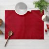 Biante Zamatové prestieranie na stôl Velvet Prémium SVP-038 Sýto červené 30x40 cm Biante Zamatové prestieranie na stôl Velvet Prémium SVP-038 Sýto červené 30x40 cm