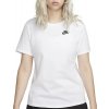 Dámske tričko NIKE SPORTWEAR CLUB ESSENTIAL L Dámske tričko NIKE SPORTWEAR CLUB ESSENTIAL L