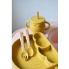 Malý Ježko Silikónový jedálenský set pre deti DÚHA - Mustard Yellow pridať pohárik: + pohárik Honey Cup, Vyberte si príbor: Drevený príbor MINI Malý Ježko Silikónový jedálenský set pre deti DÚHA - Mustard Yellow pridať pohárik: + pohárik Honey Cup, Vyberte si príbor: Drevený príbor MINI