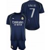Real Madrid FC Detský dres Real Madrid 25/26, Vini Jr 7, replika, dres+šortky Veľkosť: 7-8 r Real Madrid FC Detský dres Real Madrid 25/26, Vini Jr 7, replika, dres+šortky Veľkosť: 7-8 r