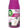 Reckitt Benckiser AIR WICK Freshmatic Smooth & Satin & Moon Lily náhradná náplň 250ml Reckitt Benckiser AIR WICK Freshmatic Smooth & Satin & Moon Lily náhradná náplň 250ml