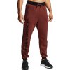 Under Armour | Men s UA Rival Flc AMP Jgs | červená| XXL Under Armour | Men s UA Rival Flc AMP Jgs | červená| XXL