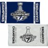 Fanatics Oboustranná osuška Tampa Bay Lightning NHL 2021 Stanley Cup Champions Locker Room 22'' x 42'' On-Ice Double-Sided Towel Fanatics Oboustranná osuška Tampa Bay Lightning NHL 2021 Stanley Cup Champions Locker Room 22'' x 42'' On-Ice Double-Sided Towel