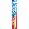 Colgate MaxFresh Medium zubná kefka Colgate MaxFresh Medium zubná kefka