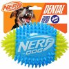 Nerf Dog Pískacia futbalová lopta s hrotmi 15 cm Nerf Dog Pískacia futbalová lopta s hrotmi 15 cm