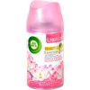 Air Wick Freshmatic Magnólia & Cherry náplň 250ml Air Wick Freshmatic Magnólia & Cherry náplň 250ml
