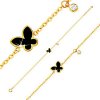 Šperky eshop - Náramok zo žltého 14K zlata - čierny glazúrovaný motýľ a číry okrúhly zirkónik S2GG136.19 Šperky eshop - Náramok zo žltého 14K zlata - čierny glazúrovaný motýľ a číry okrúhly zirkónik S2GG136.19