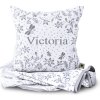 Detská deka s menom dieťatka, motív KVETY, Farba Sivá, Motív Lúka, Veľkosť 100x75 cm Detská deka s menom dieťatka, motív KVETY, Farba Sivá, Motív Lúka, Veľkosť 100x75 cm