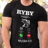 Tričko s potlačou Ryby volajú Pánsky Čierna 3XL Tričko s potlačou Ryby volajú Pánsky Čierna 3XL