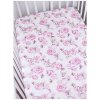 Bavlnené prestieradlo na posteľ s gumkou s motívom srniek a kvetov, PP316 60x120cm Bavlnené prestieradlo na posteľ s gumkou s motívom srniek a kvetov, PP316 60x120cm