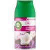 Air Wick Freshmatic Velvet Satin a Night Lily Náplň do automatického osviežovača vzduchu 250 ml Air Wick Air Wick Freshmatic Velvet Satin a Night Lily Náplň do automatického osviežovača vzduchu 250 ml Air Wick