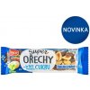 Emco Arašidová tyčinka s mandľami, kešu orechmi a morskou soľou, polomáčaná v horkej čokoláde 35 g Emco Arašidová tyčinka s mandľami, kešu orechmi a morskou soľou, polomáčaná v horkej čokoláde 35 g
