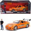 Jada Toys Rýchlo a zbesilo auto 1995 Toyota Supra + figúrka Brian O'Conner 1:24 Jada Toys Rýchlo a zbesilo auto 1995 Toyota Supra + figúrka Brian O'Conner 1:24