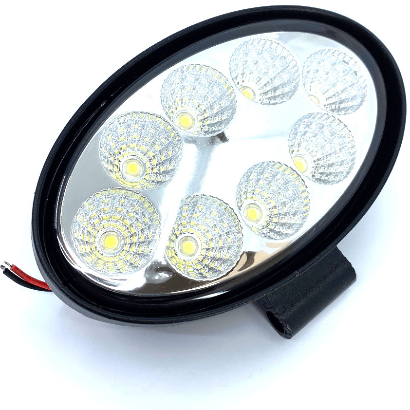 TruckLED LED pracovné svetlo elipsovité 24W, 1920lm, 8xLED, 12V/24V, IP67 [L0109-B]