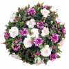 Smútočný veniec borovicový dálie a doplnky 65cm Smútočný veniec borovicový dálie a doplnky 65cm