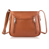 Kožená crossbody kabelka Paolo Peruzzi Z-52 hnědá Kožená crossbody kabelka Paolo Peruzzi Z-52 hnědá